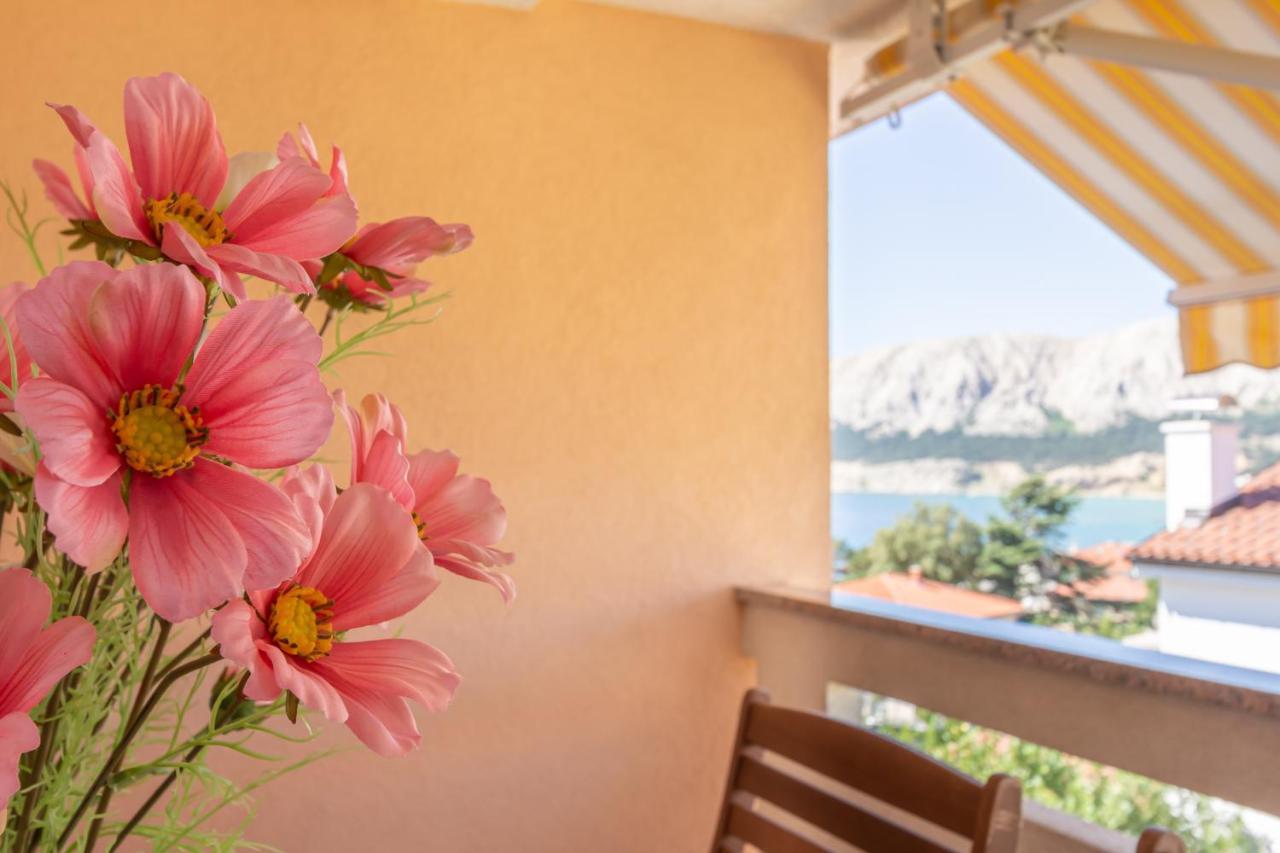 Apartments Ema & Mislav With Terrace باشْكا المظهر الخارجي الصورة