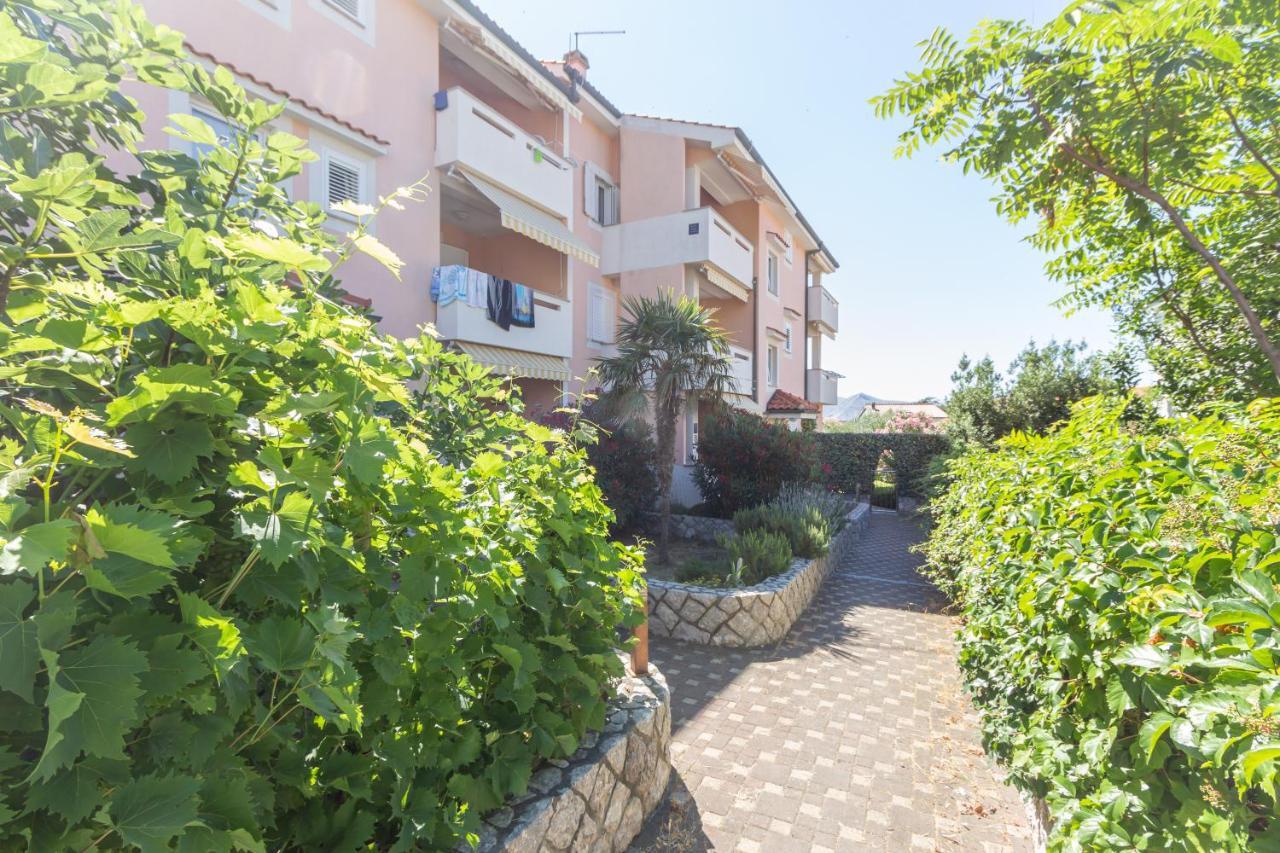 Apartments Ema & Mislav With Terrace باشْكا المظهر الخارجي الصورة