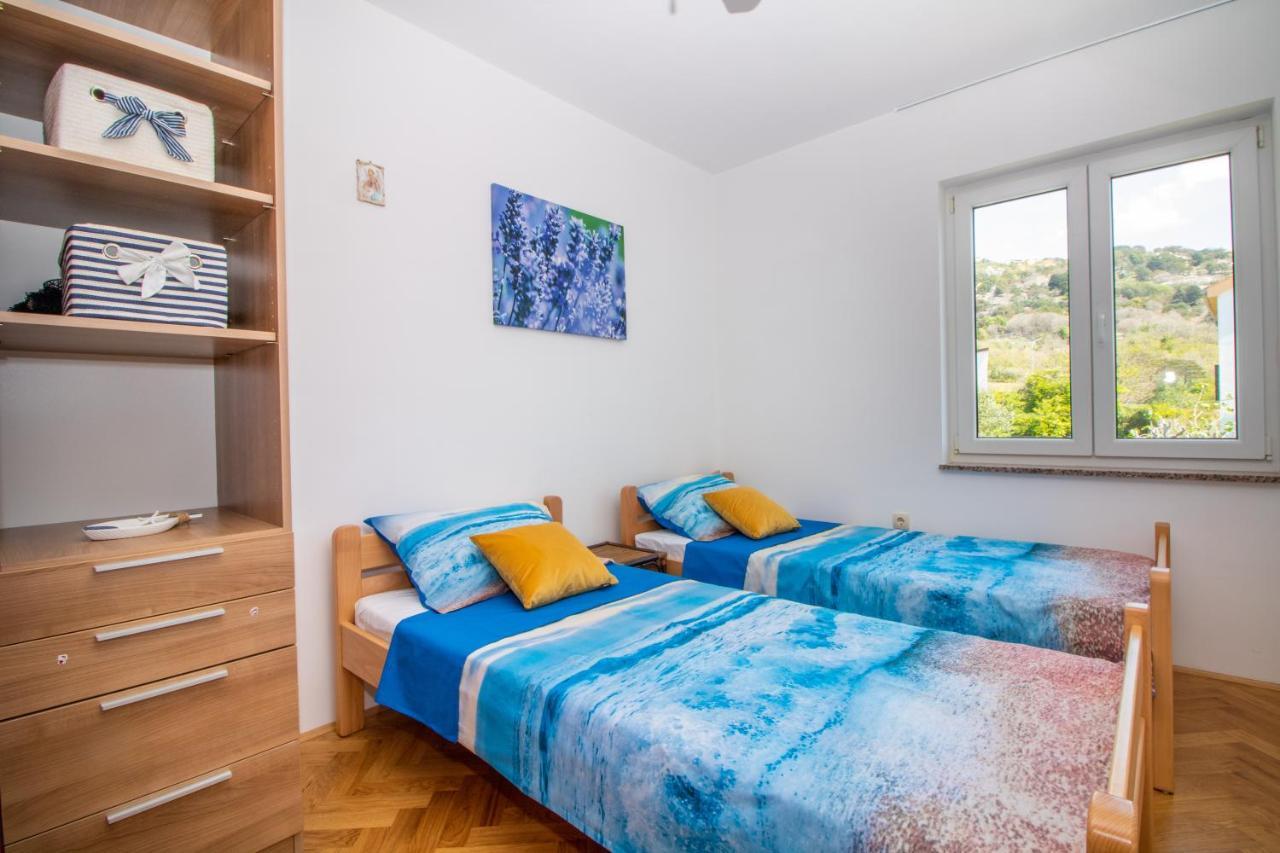 Apartments Ema & Mislav With Terrace باشْكا المظهر الخارجي الصورة